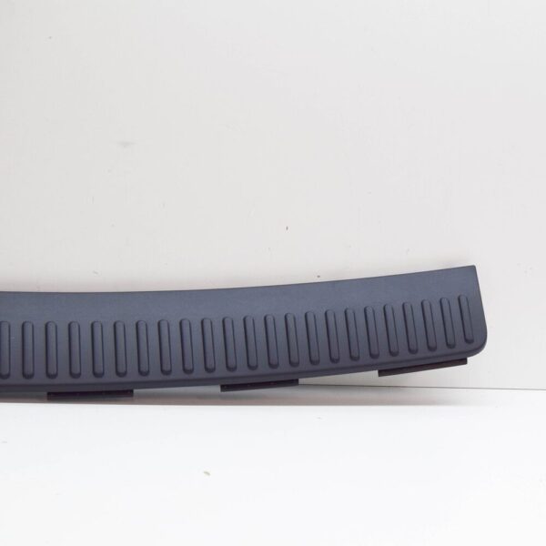 DOE000021PCL - Land Rover Range Rover Sport L320 Rear Bumper Step Pad DOE000021PCL NEW GENUINE