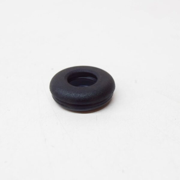 DYA000010 - LAND ROVER RANGE ROVER L322 Wiper Engine Grommet DYA000010 NEW GENUINE