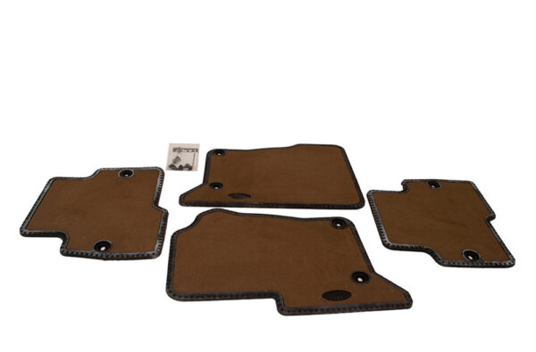 EAH500042SUC - LAND ROVER DISCOVERY III L319 Floor Mat Set LHD EAH500042SUC NEW Original