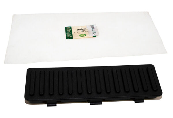 EAP000120 - LAND ROVER RANGE ROVER III L322 Footrest Cover EAP000120 NEW Original