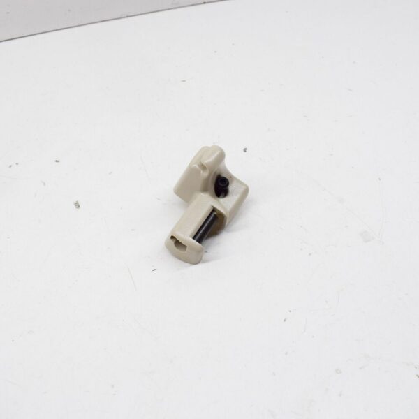EGP000050NUG - LR RANGE ROVER L322 retaining clip sun visor left EGP000050NUG new