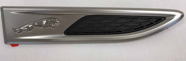 J9C28960 - Jaguar E-PACE X540 Front Right Fender Vent Bezel J9C28960 Part