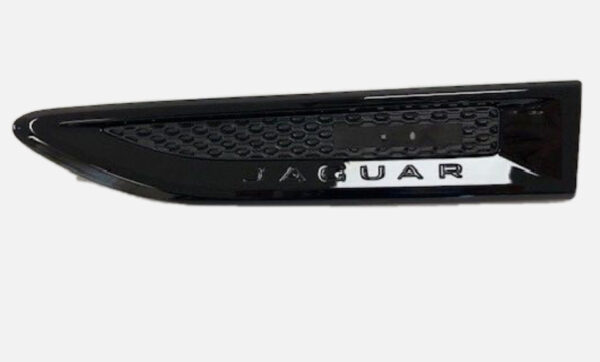 J9C6914 - Jaguar E-PACE X540 Front Left Fender Vent Bezel J9C6914, Original Part