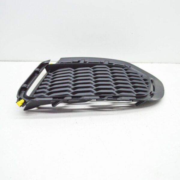 J9C7219 - Jaguar E-PACE X540 Front Left Radiator Grille for Bumper J9C7219, Original Part