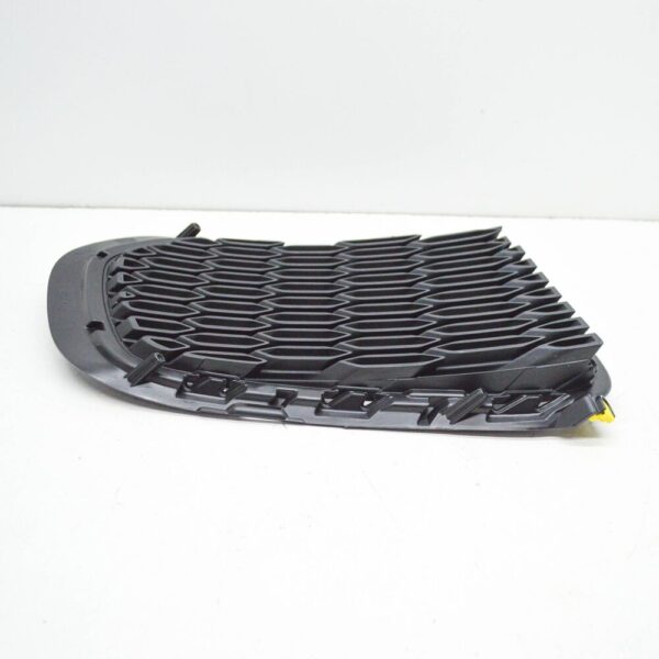 J9C7219 - Jaguar E-PACE X540 Front Left Radiator Grille for Bumper J9C7219, Original Part