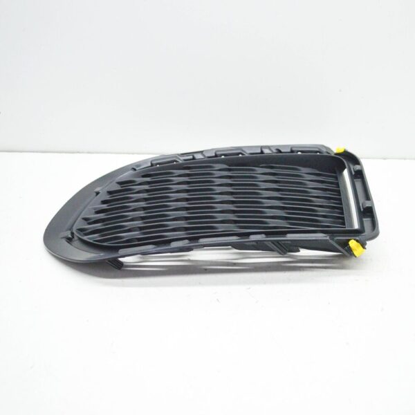 J9C7219 - Jaguar E-PACE X540 Front Left Radiator Grille for Bumper J9C7219, Original Part