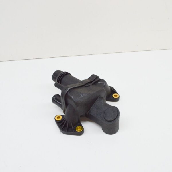 JDE38234 - Jaguar F-PACE X761 Water Outlet Pipe JDE38234, Original Part
