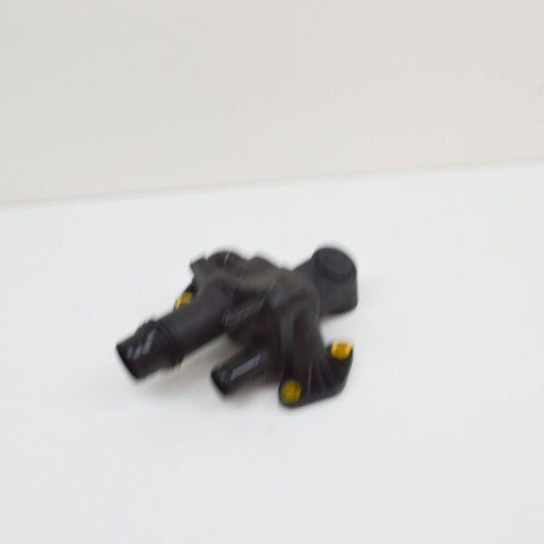 JDE38234 - Jaguar F-PACE X761 Water Outlet Pipe JDE38234, Original Part
