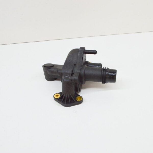 JDE38234 - Jaguar F-PACE X761 Water Outlet Pipe JDE38234, Original Part