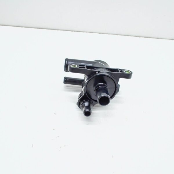 JDE38626 - Jaguar E-Pace X540 Oil Coolant Separator JDE38626 NEW GENUINE