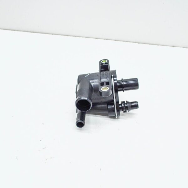 JDE38626 - Jaguar E-Pace X540 Oil Coolant Separator JDE38626 NEW GENUINE