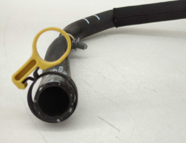 JDE39978 - JAGUAR F-PACE X761 Coolant Separator Hose JDE39978 NEW Original