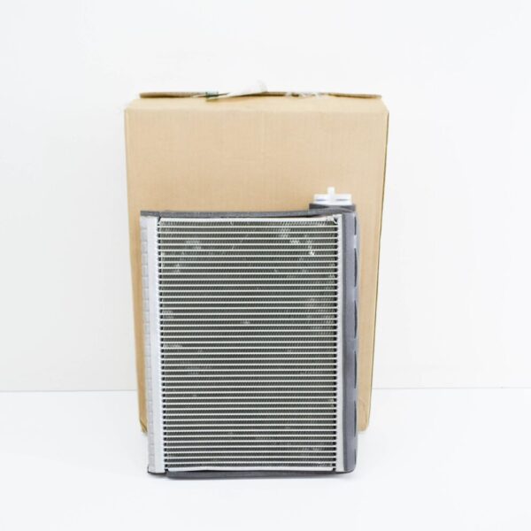 JQB500010 - LAND ROVER DISCOVERY III L319 Front A/C Evaporator Core JQB500010 NEW GENUINE