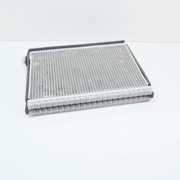 JQB500010 - LAND ROVER DISCOVERY III L319 Front A/C Evaporator Core JQB500010 NEW GENUINE