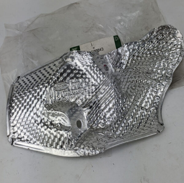 KQG500043 - LAND ROVER DISCOVERY III L319 Differential Shield KQG500043 NEW GENUINE
