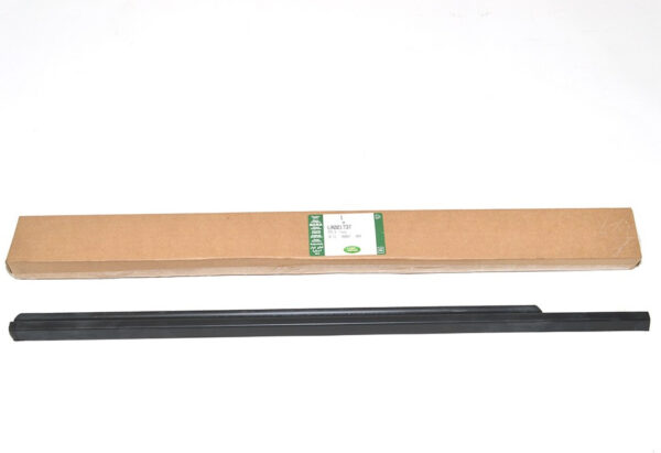 LR001737 - LAND ROVER FREELANDER 2 L359 gasket strips rear right LR001737 mint condition