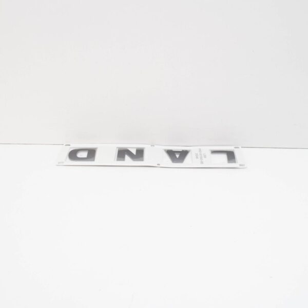 LR002213 - LAND ROVER FREELANDER 2 L359 Front LAND Name Plate LR002213 New Genuine