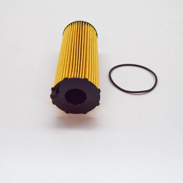 LR002338 - Land Rover Range Rover L322 Oil Filter LR002338 New Genuine