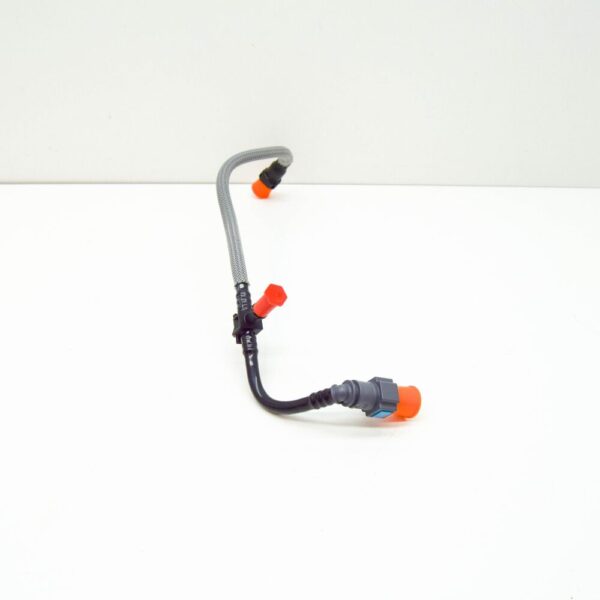 LR005687 - LAND ROVER DISCOVERY IV L319 Fuel Return Pipe LR005687 NEW GENUINE