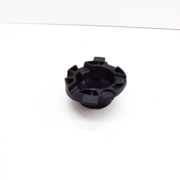 LR006984 - Land Rover Freelander 2 L359 Rear Shock Absorber Insulator LR006984 New Genuine