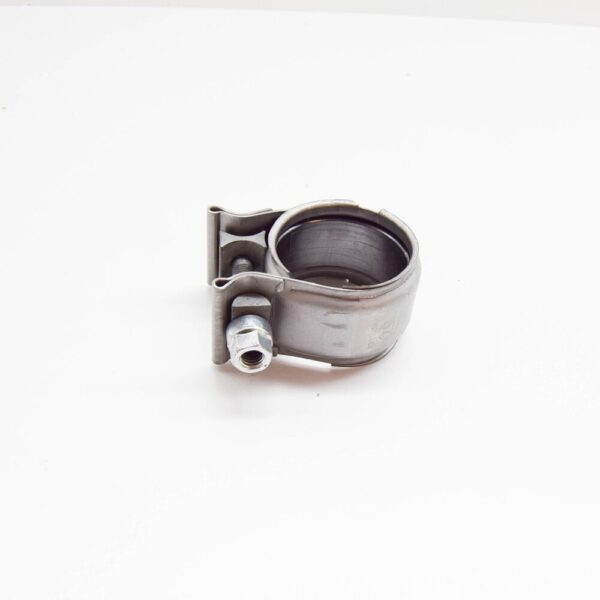LR009430 - LAND ROVER DISCOVERY 4 L319 Front Exhaust Muffler Clamp LR009430 NEW GENUINE