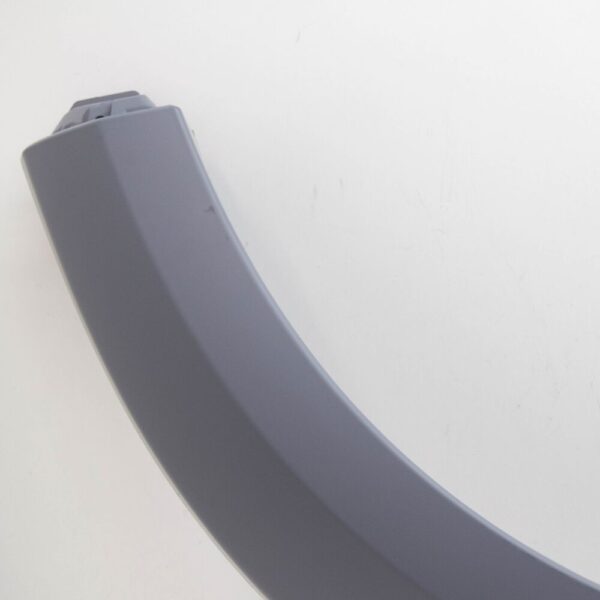 LR010631 - LAND ROVER DISCOVERY L319 Front Right Fender Molding LR010631 New Genuine