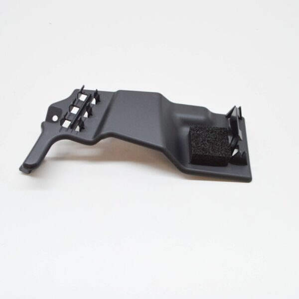 LR011469 - LAND ROVER RANGE ROVER L322 Battery Box Cover LR011469 NEW GENUINE