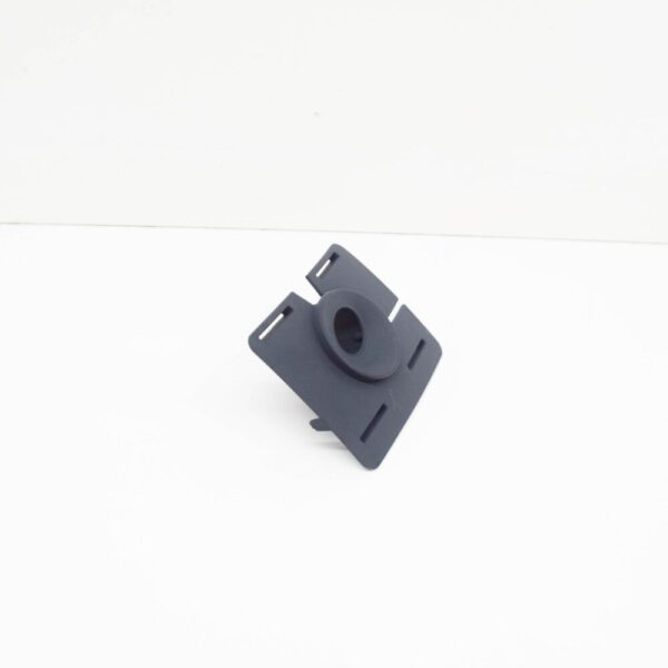 LR011882 - LR RANGE ROVER L322 mount for parking aid rear left LR011882 NEW