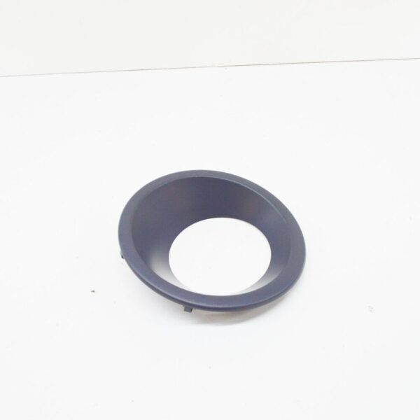 LR012210 - Land Rover Discovery 3 L319 Front Right Fog Bezel LR012210, Part
