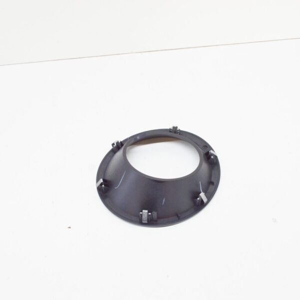 LR012210 - Land Rover Discovery 3 L319 Front Right Fog Bezel LR012210, Part