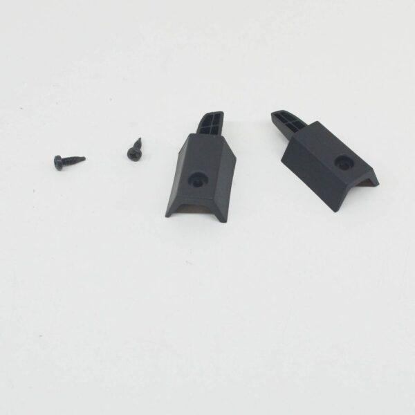 LR012846 - LAND ROVER FREELANDER 2 L359 Parcel Shelf Pin Catch LR012846 NEW
