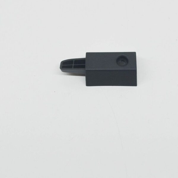 LR012846 - LAND ROVER FREELANDER 2 L359 Parcel Shelf Pin Catch LR012846 NEW