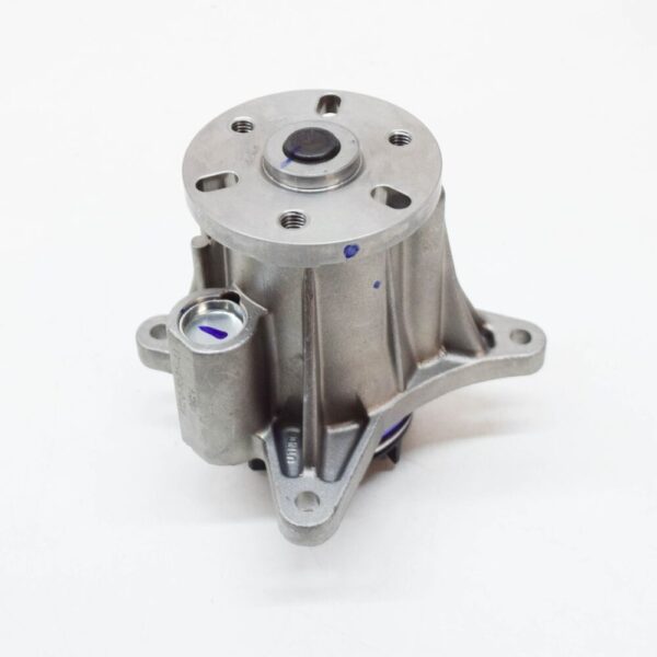 LR013164 - Land Rover Discovery IV L319 Water Pump LR013164 Mint Condition