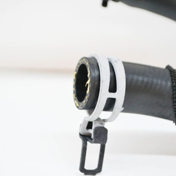 LR013693 - Land Rover Range Rover Sport L320 Cooling Hose LR013693 New Original
