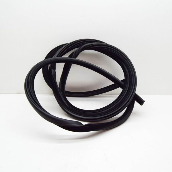 LR014294 - LAND ROVER RANGE ROVER L322 Front Door Seal LR014294 NEW GENUINE