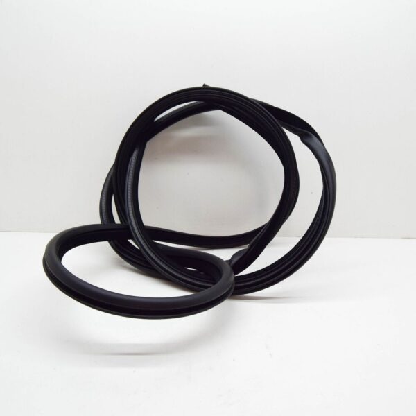 LR014294 - LAND ROVER RANGE ROVER L322 Front Door Seal LR014294 NEW GENUINE