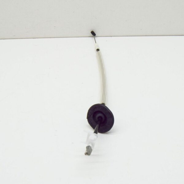 LR015066 - LR RANGE ROVER SPORT L320 Rear Door Release Cable LR015066 NEW GENUINE