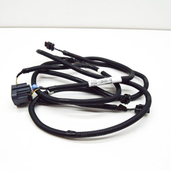 LR016237 - LAND ROVER RANGE ROVER SPORT L320 Rear Bumper Wiring Loom LR016237 NEW