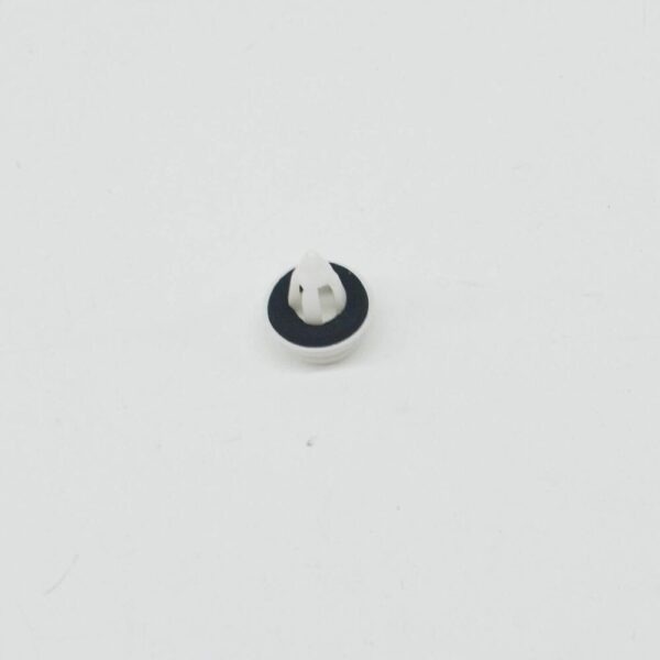 LR018389 - LAND ROVER RANGE ROVER L322 Rocker Lever Shape Clip LR018389 NEW GENUINE