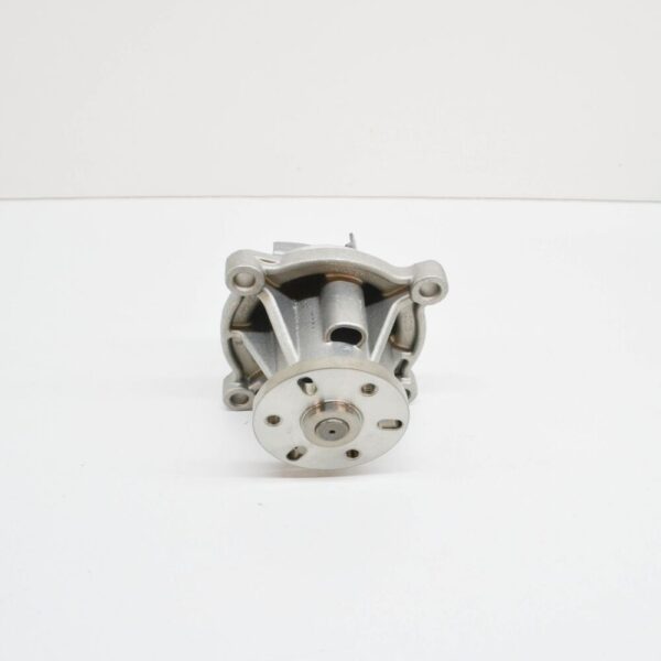 LR022688 - Land Rover Range Rover III L322 Water Pump LR022688 New Genuine