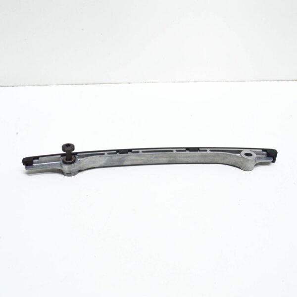 LR022958 - LR RANGE ROVER SPORT L494 Timing Chain Right Guide LR022958 NEW GENUINE