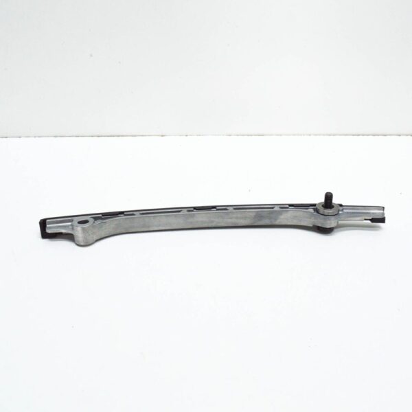 LR022958 - LR RANGE ROVER SPORT L494 Timing Chain Right Guide LR022958 NEW GENUINE