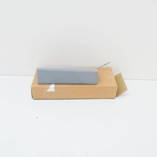 LR023776 - LAND ROVER RANGE ROVER L322 REAR LEFT JACK POINT COVER LR023776 NEW