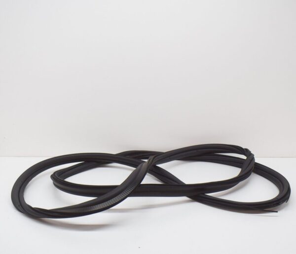 LR024948 - LAND ROVER RANGE ROVER SPORT L320 Tailgate Gasket LR024948 New Original