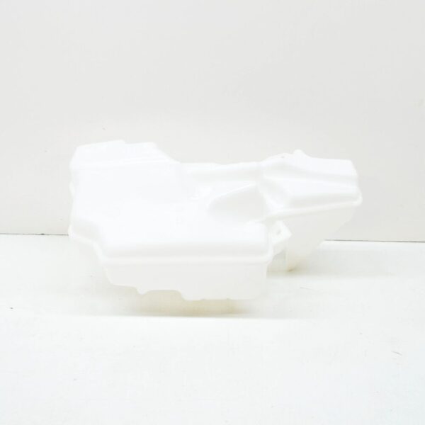 LR025760 - LAND ROVER DISCOVERY SPORT L550 window wash tank LR025760 mint condition