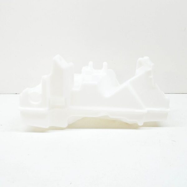 LR025760 - LAND ROVER DISCOVERY SPORT L550 window wash tank LR025760 mint condition