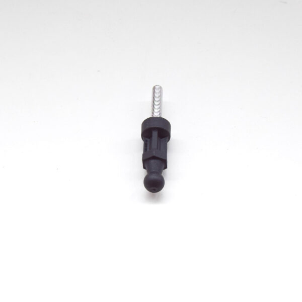 LR025918 - LAND ROVER RANGE ROVER VELAR L560 Engine Cover Stud LR025918 NEW GENUINE