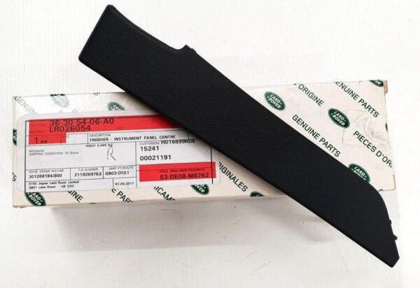 LR026054 - LR RANGE ROVER EVOQUE L538 Left Instrument Panel Cover LR026054 NEW