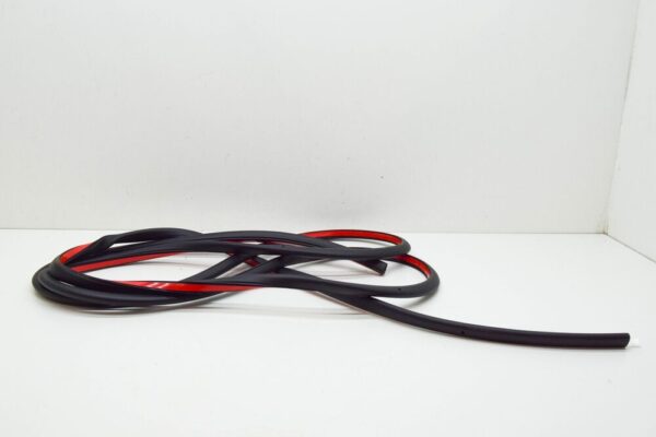 LR026458 - LAND ROVER RANGE ROVER EVOQUE L538 Rear Left Door Seal LR026447 NEW GENUINE