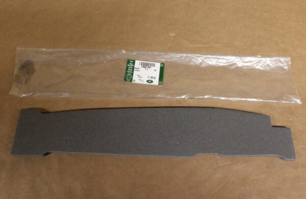 LR027041 - Land Rover Range Rover Evoque L538 Front Fender Insulator LR027041 NEW ORIGINAL